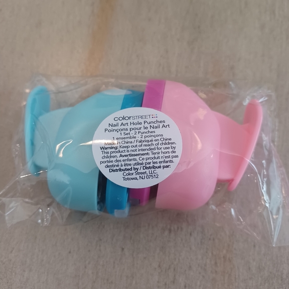 Color Street Nail Polish Design Hole Punch Set - Picture 2 of 11